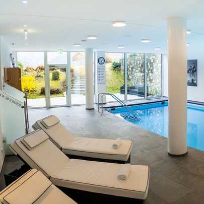 Schwimmen Hotel Hanauerlehen Schönau am Königssee Berchtesgaden | © Hotel Hanauerlehen